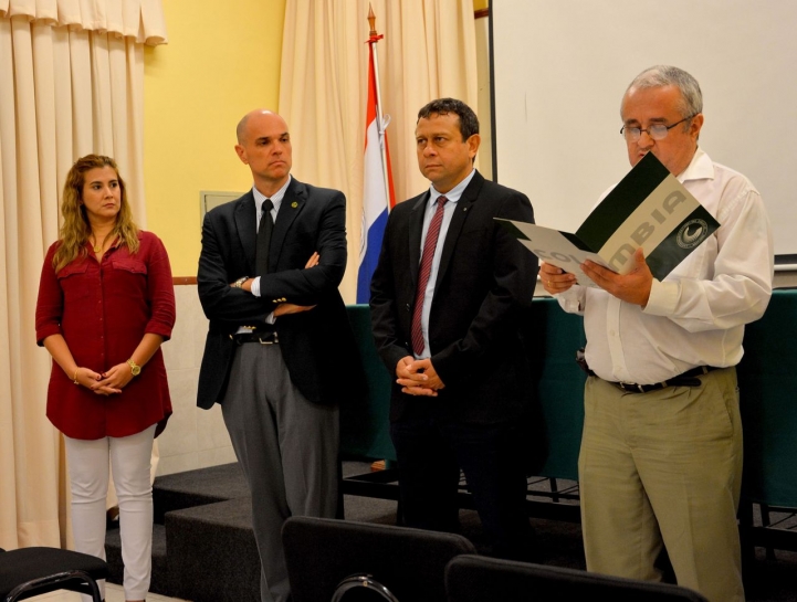 Convenio entre la Universidad Columbia y el Colegio de Contadores del Paraguay