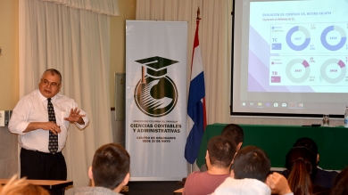Conferencia sobre Tarjetas de Crédito en Paraguay