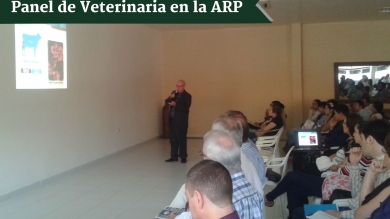 Panel de Veterinaria en la Asociación Rural del Paraguay