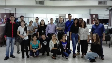 Alumnos de la sede San Lorenzo visitan el Diario La Nación por la Semana del Periodista