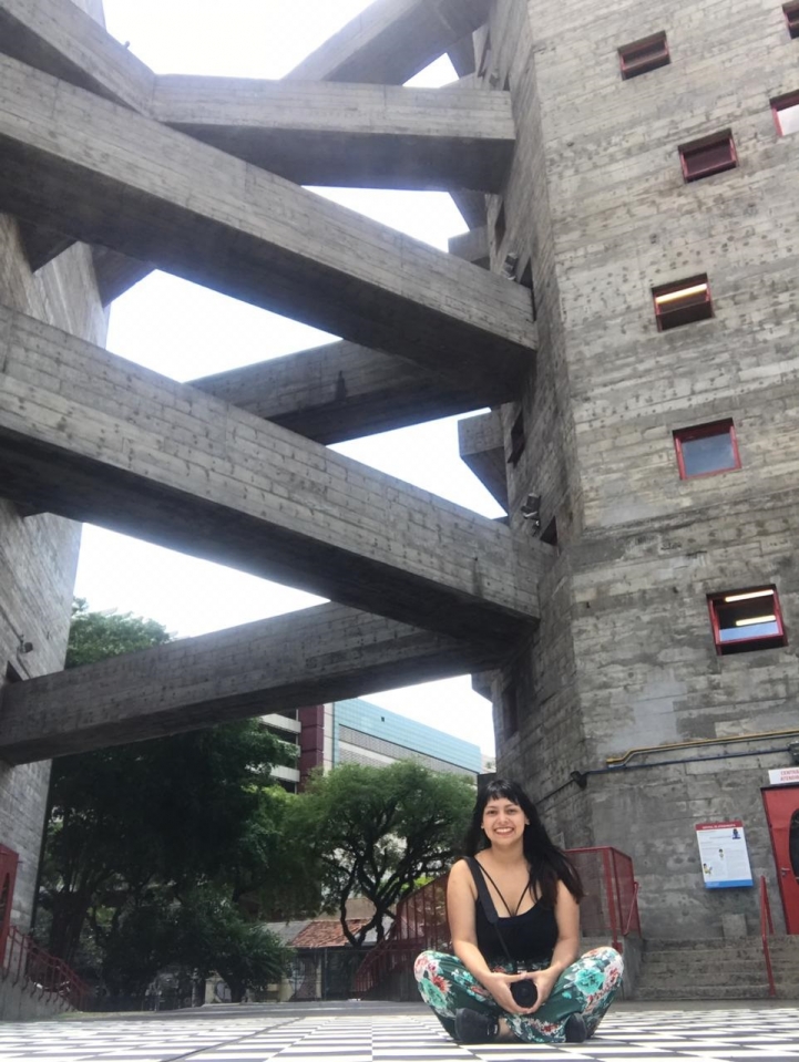 Egresada de la carrera de Arquitectura Columbia realiza estancia cultural en São Paulo
