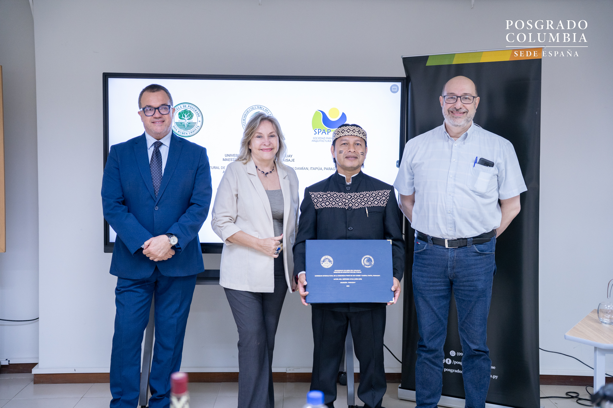 Primer arquitecto nativo culmina Maestría en Paisaje